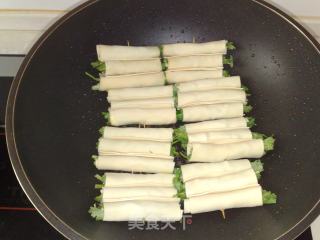 【平淡的幸福】香菜干豆腐卷的做法步骤：7