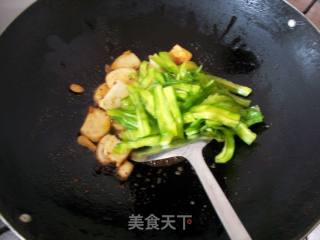 苦瓜炒年糕的做法步骤：5