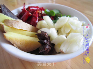 干土豆片炖肉的做法步骤：2