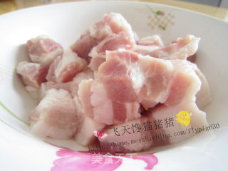 干土豆片炖肉的做法步骤：3
