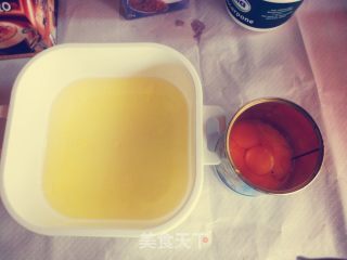 意大利提拉米苏简易DIY的做法步骤：2