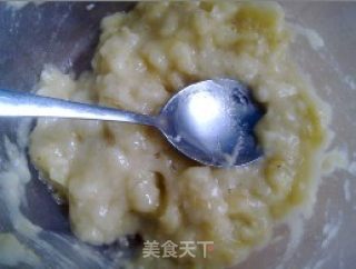 香蕉蛋饼的做法步骤：2