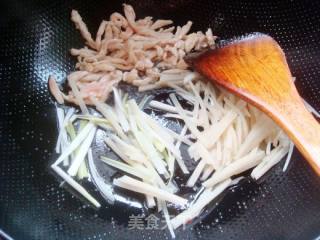 【苏菜】--鸡丝春卷的做法步骤：5