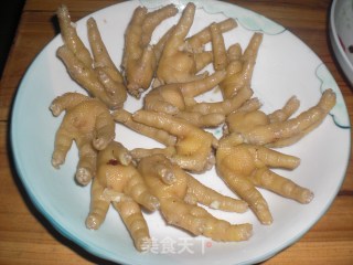 蒜香凤爪的做法步骤：6