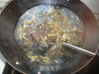 麻油猪血汤的做法步骤：3