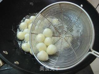鹌鹑蛋烧鸡脚的做法步骤：13