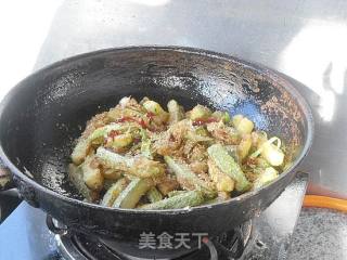 干煸西葫芦条的做法步骤：10