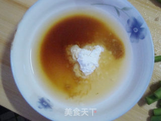蒜苔炒肉的做法步骤：3
