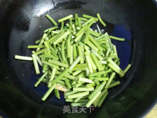 蒜苔炒肉的做法步骤：6