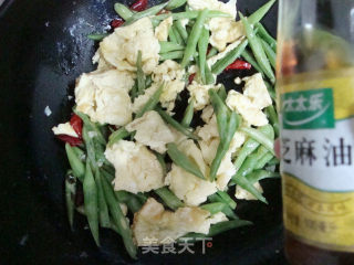 四季豆炒鸡蛋的做法步骤：11
