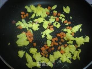 苏菜—扬州炒饭的做法步骤：4