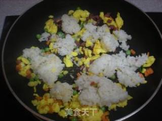 苏菜—扬州炒饭的做法步骤：6