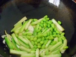 【苏菜】扬州家常小炒---丝瓜毛豆炒鸡蛋的做法步骤：12