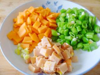 【换个花样吃米饭】三丁焖饭的做法步骤：4