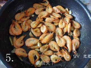 【浙菜】韭菜炒鲜虾+韭菜鲜虾鸡蛋饼的做法步骤：5