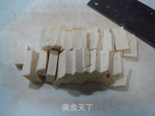 绍兴名菜“单腐”的做法步骤：1