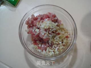 杭州名菜“干炸响铃”的做法步骤：1