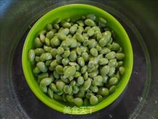 【浙菜】青豆炒核桃的做法步骤：1