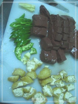 猪红泡豆腐汤的做法步骤：5