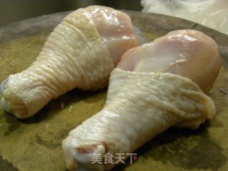 青椒炒鸡丝的做法步骤：1