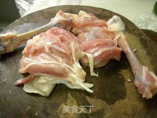 青椒炒鸡丝的做法步骤：3