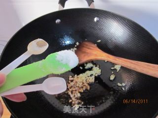 蒜蓉西兰花的做法步骤：3
