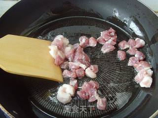 【浙菜】：毛豆炒肉丁咸菜的做法步骤：3