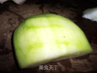 素菜荤吃的红烧冬瓜的做法步骤：1
