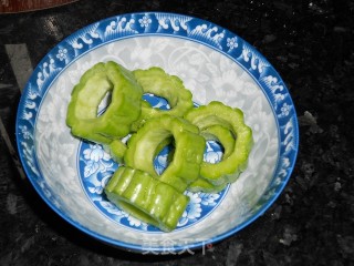 [浙菜] 苦瓜如意虾的做法步骤：3