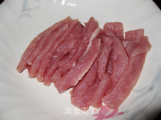 【浙菜】——糖醋里脊的做法步骤：1