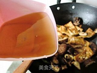 【浙菜】---花雕香菇豆腐的做法步骤：7