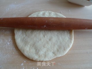 葱花油饼的做法步骤：3