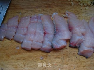 【浙菜】—番茄鱼片的做法步骤：3