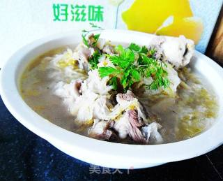 棒骨汆酸菜的做法步骤：9