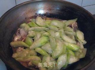 丝瓜鲫鱼煲的做法步骤：6