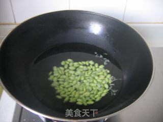 【浙菜】臭豆腐烧毛豆的做法步骤：3