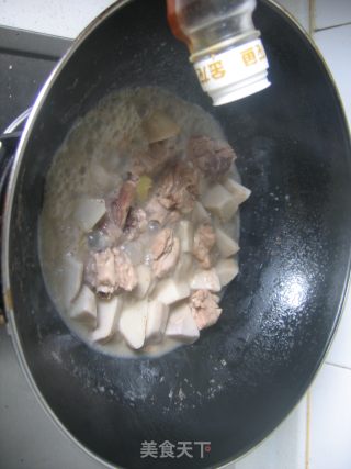 【浙菜】鸡腿芋艿的做法步骤：6