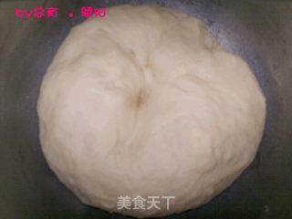 火腿沙拉肉松面包的做法步骤：5