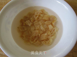 上汤菠菜的做法步骤：2