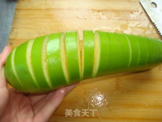 鸡肉酿茄子的做法步骤：1