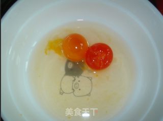 辣椒炒盐蛋的做法步骤：2