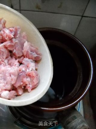 野藕煨牛肉的做法步骤：5