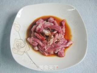 家常茄子的做法步骤：1