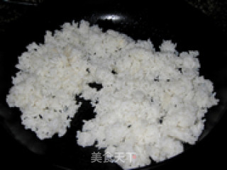 茄汁虾仁炒饭的做法步骤：4