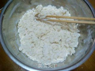 【浙菜】--鸡蛋灌饼的做法步骤：1