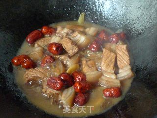 【浙菜】红枣烧肉的做法步骤：5