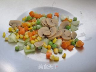 起士肉丁炒饭的做法步骤：7
