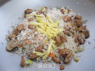 起士肉丁炒饭的做法步骤：12