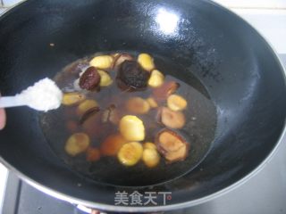 【浙菜】栗子冬菇的做法步骤：5