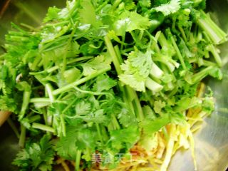 夏日小凉菜----土豆丝拌香菜的做法步骤：5